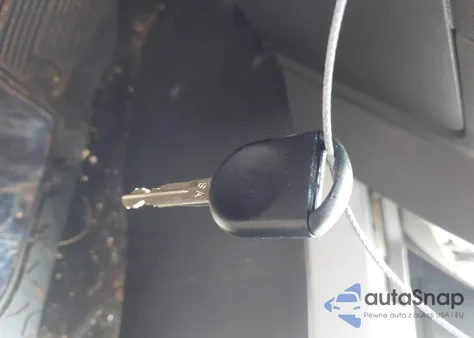 2011 Ford Escape Xlt z USA, uszkodzony, nr VIN 1FMCU9D79BKC52426